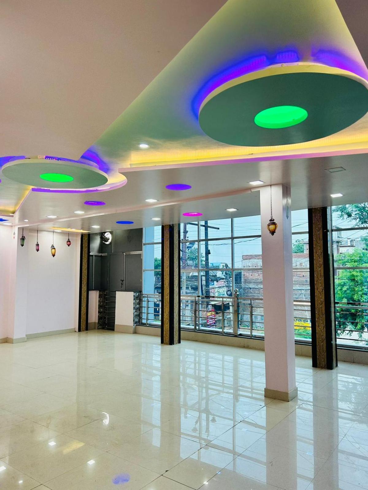 Smart Stays - Mmmut College - Gkp Airport Gorakhpur Buitenkant foto