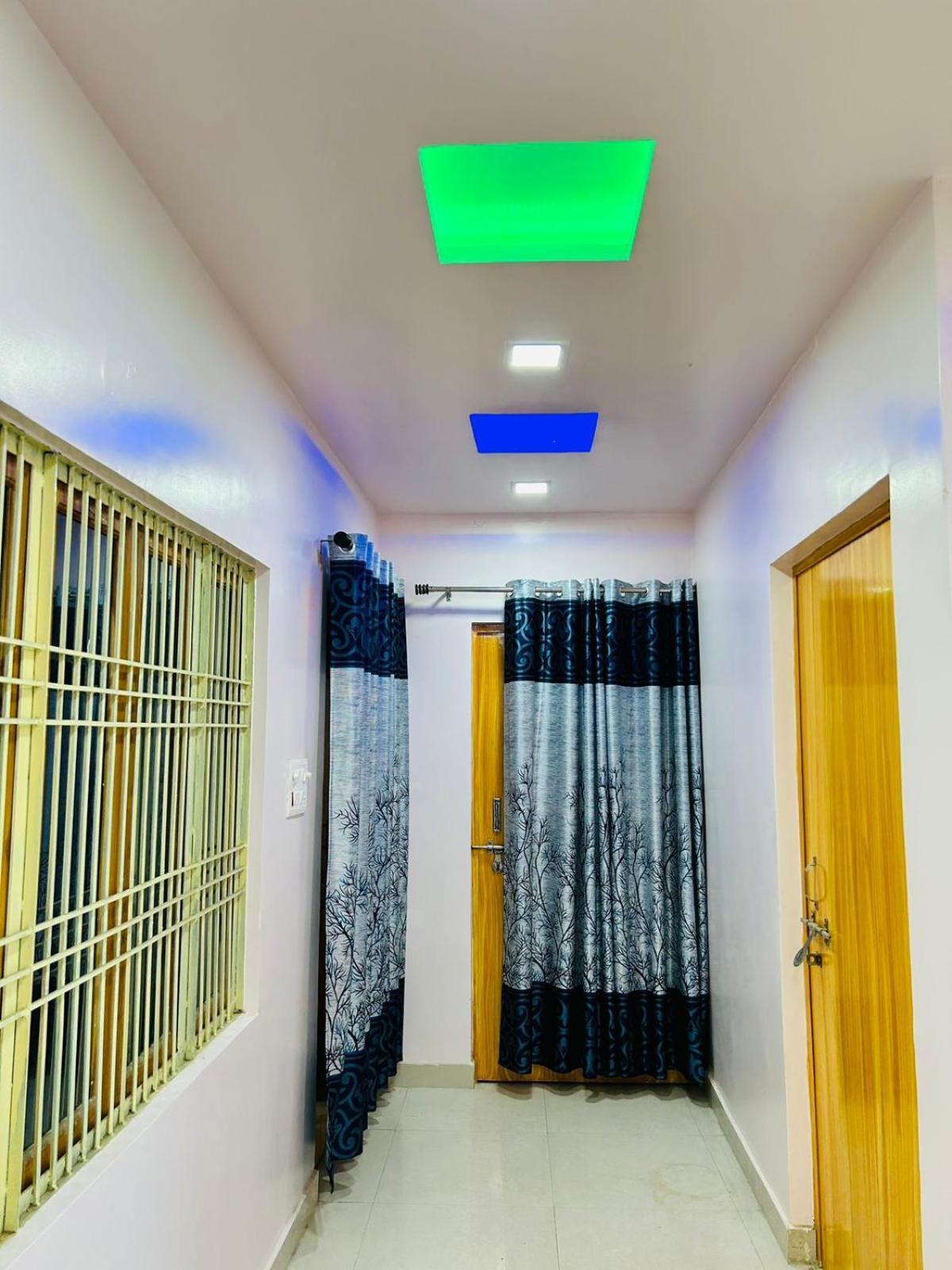 Smart Stays - Mmmut College - Gkp Airport Gorakhpur Buitenkant foto