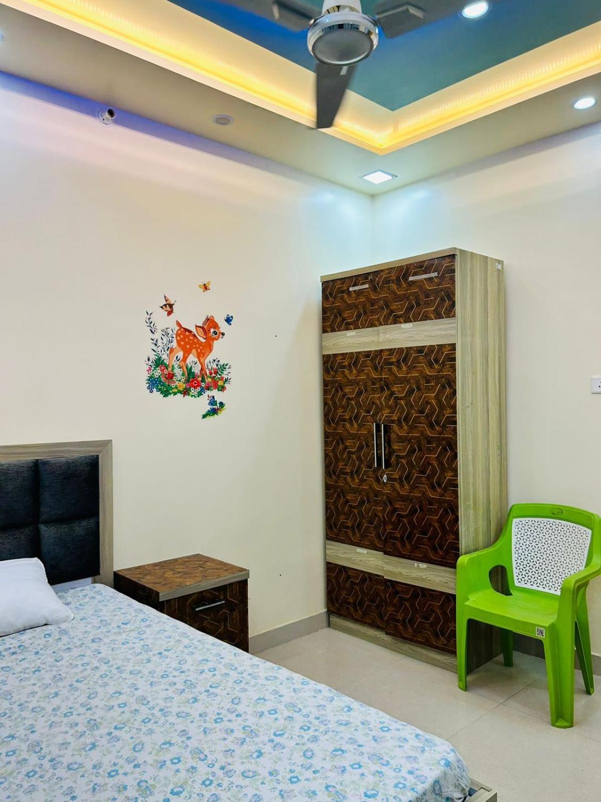 Smart Stays - Mmmut College - Gkp Airport Gorakhpur Buitenkant foto