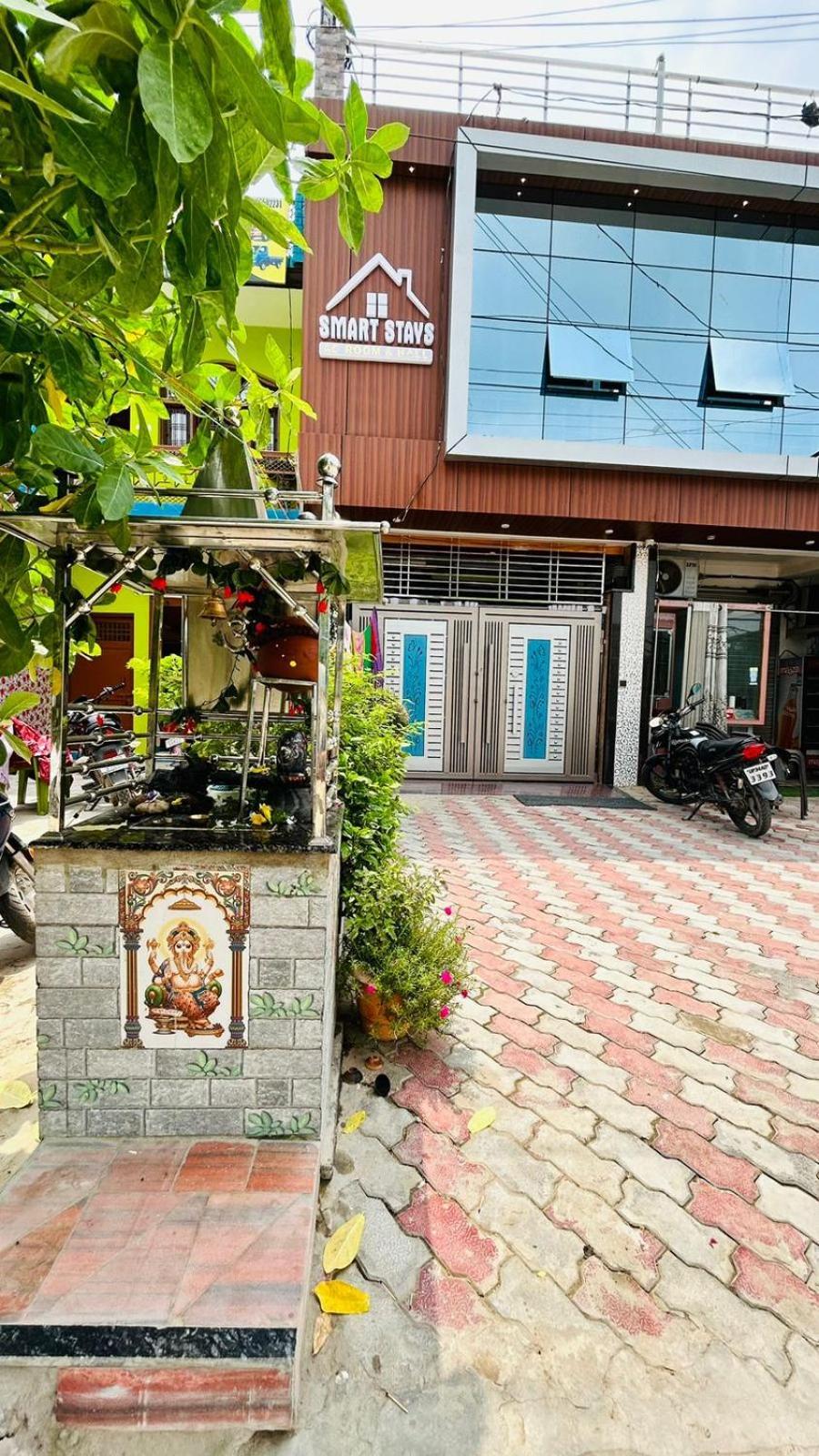 Smart Stays - Mmmut College - Gkp Airport Gorakhpur Buitenkant foto